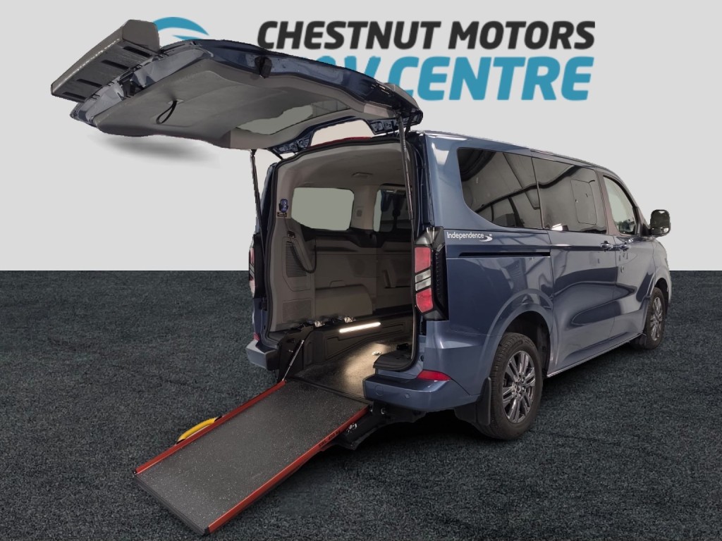 2025 Ford Tourneo Custom